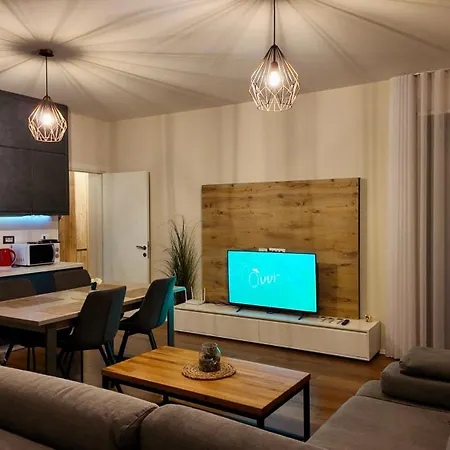 Apartman Eliot's - New Bazaar - Modern W King Bed *