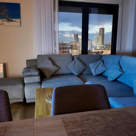 Apartman Eliot's - New Bazaar - Modern W King Bed