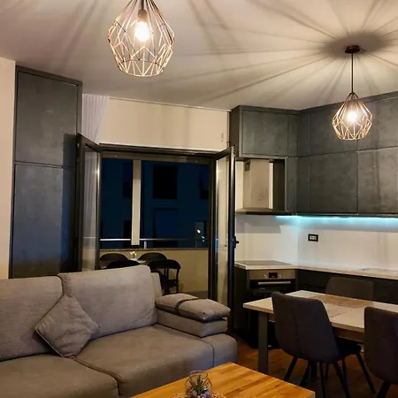 Apartman Eliot's - New Bazaar - Modern W King Bed